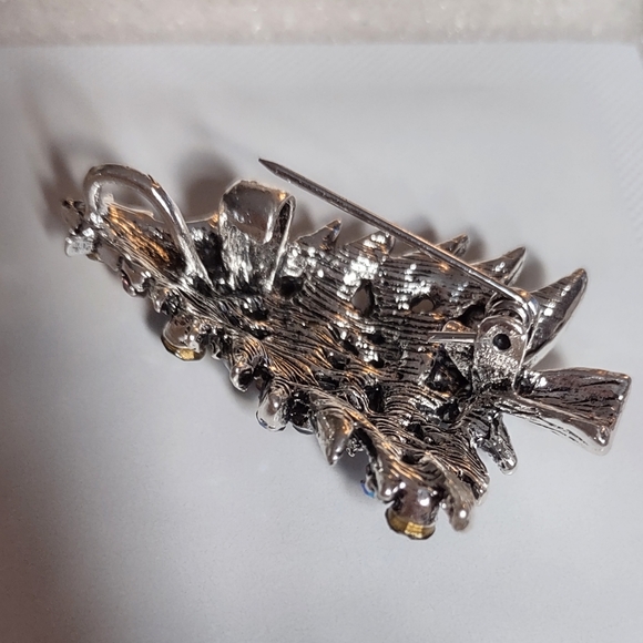 Small Crystal Christmas Tree Brooch  - C - Picture 7 of 16